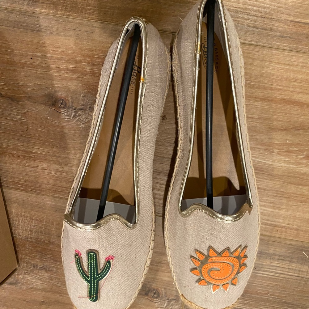 Bass Beige Espadrilles with Embroidered Cactus and Sun